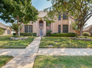 1221 Winston Dr, Lewisville, TX 75077