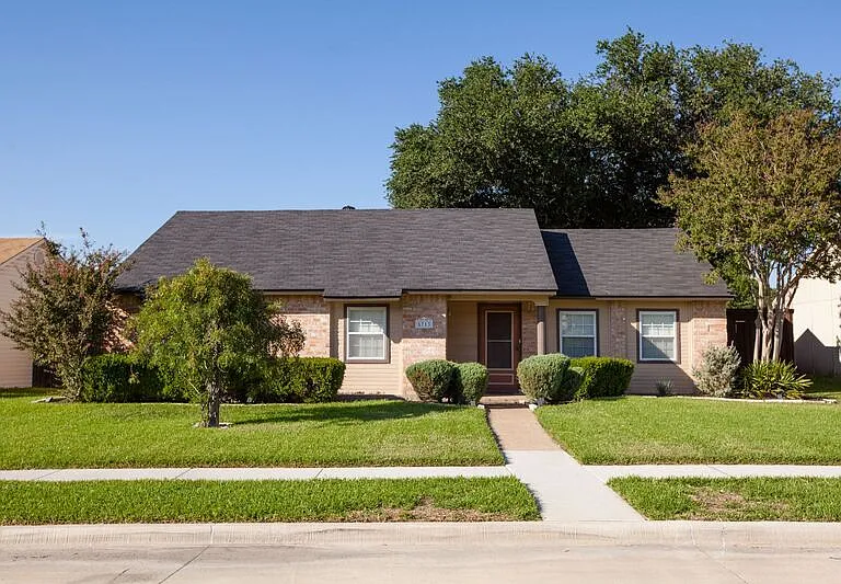 5713 Baker Dr — Photo 1