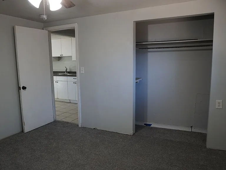3670-3672 Atlas Way — Photo 14