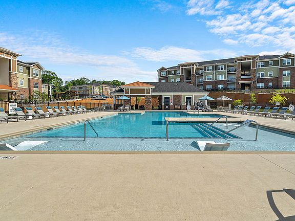 3rd image of 111 Grove Park Dr #3350983