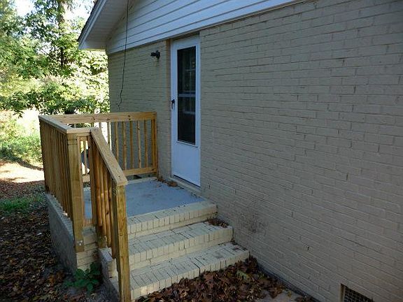 4th image of 131 Oak Hill Dr