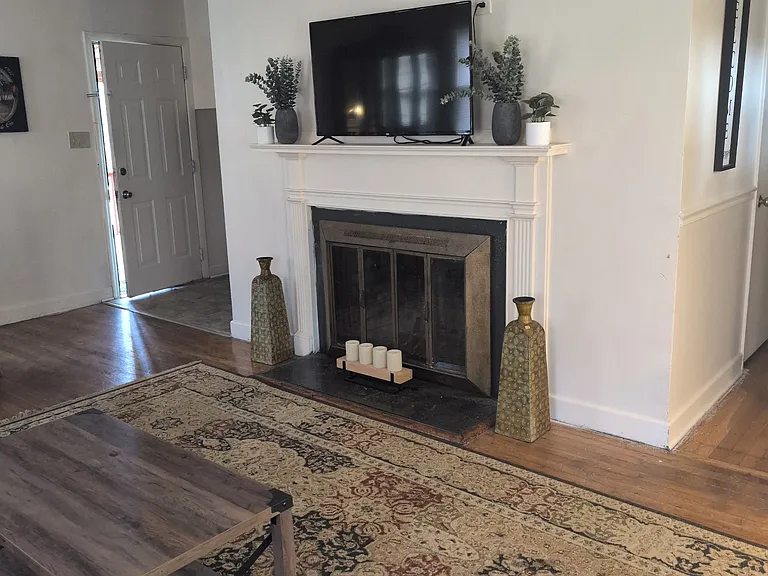 421 W Centennial St — Photo 13