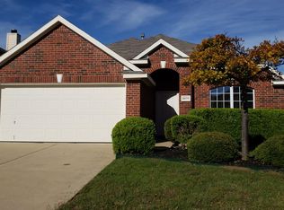 4670 Sea Ridge Dr, Fort Worth, TX 76133