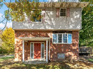 155 Brickyard Rd, Mars, PA 16046