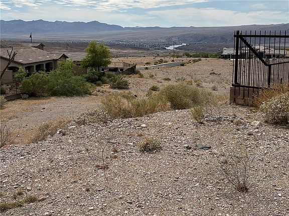 5th image of 3118 Fort Mojave Drive