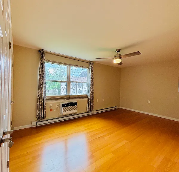 613 Sierra Vista Ln — Photo 5
