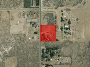 10733 Kendall Rd, Lucerne Valley, CA 92356