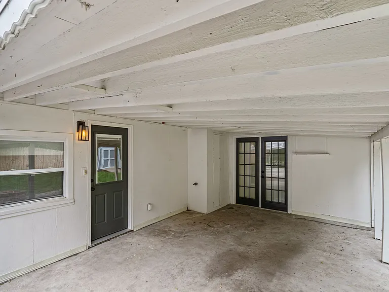 9022 Grand Ave — Photo 20