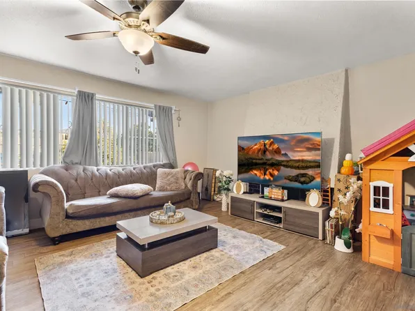 9215 San Francisco St, Spring Valley, CA 91977