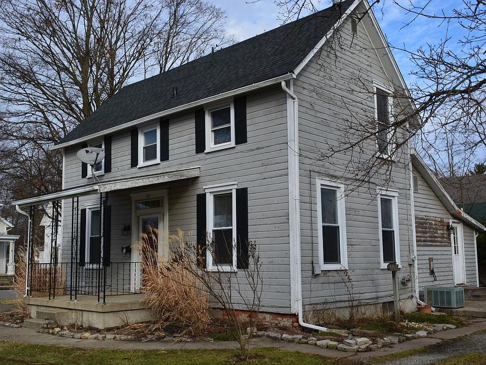 1st image of 327 E Ward St