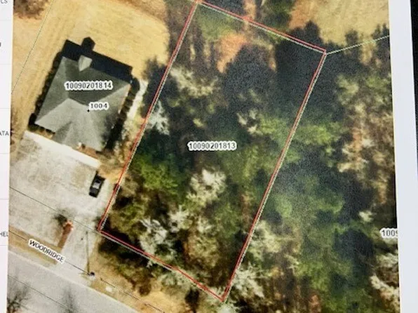 1004 NW Woodrdige Ave NW, Lumberton, NC 28358