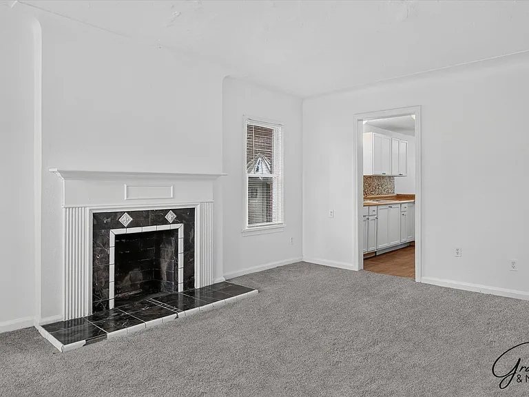 14800 Tacoma St — Photo 4