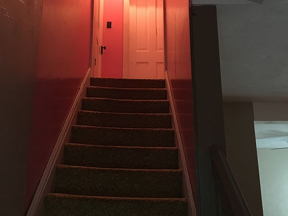 4 rooms up- 6 rooms down