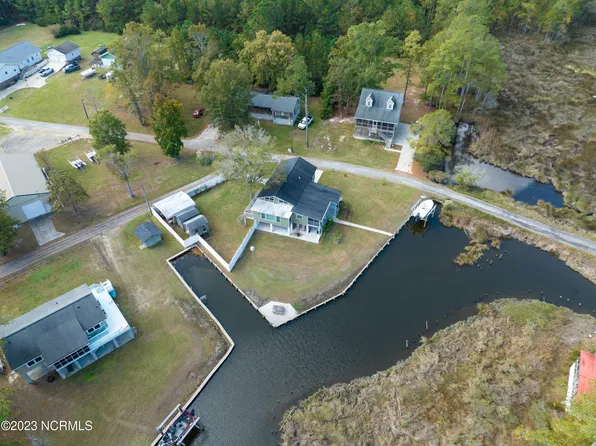 173 Hideaway Road, Belhaven, NC 27810