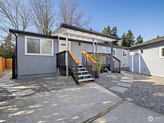 3rd image of 19309 127th Avenue NE
