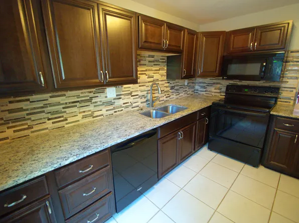 6784 SW 39th Ct #74, Davie, FL 33314