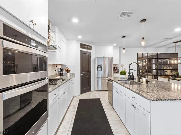 9247 Quartz Hills Ave, Las Vegas, NV 89178
