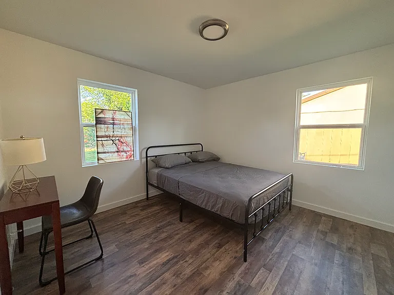 707 Mockingbird Ln — Photo 15