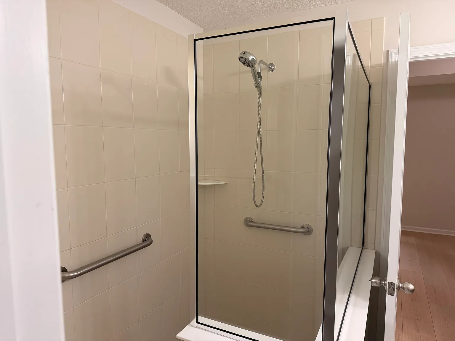 3 bed, 1732 sqft, $2,090 — Photo 3