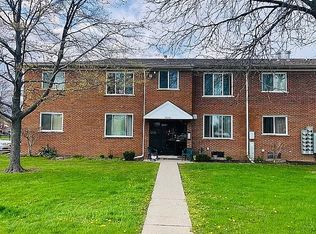 18570 Masonic Blvd APT 10, Fraser, MI 48026
