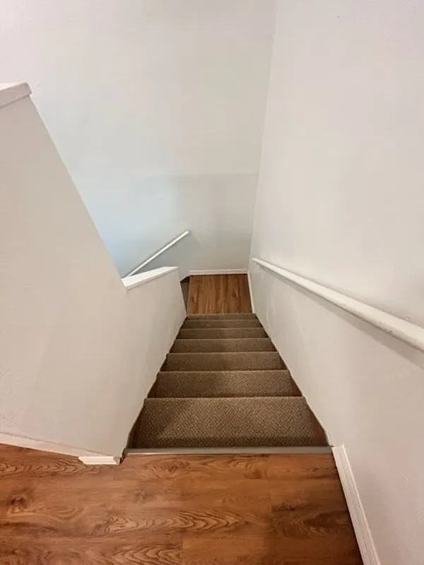 3 bed, 2.0 bath, 1250 sqft, $1,440 — Photo 4