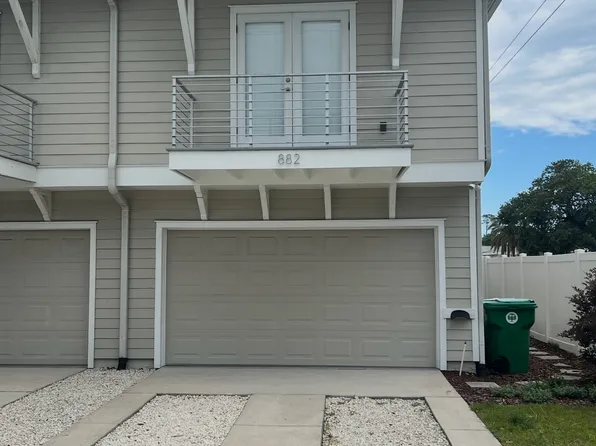 882 10th Ave S, Jacksonville Beach, FL 32250