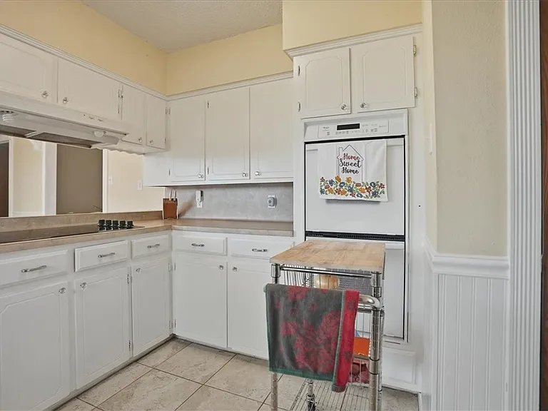 6826 Sahara Dr — Photo 14