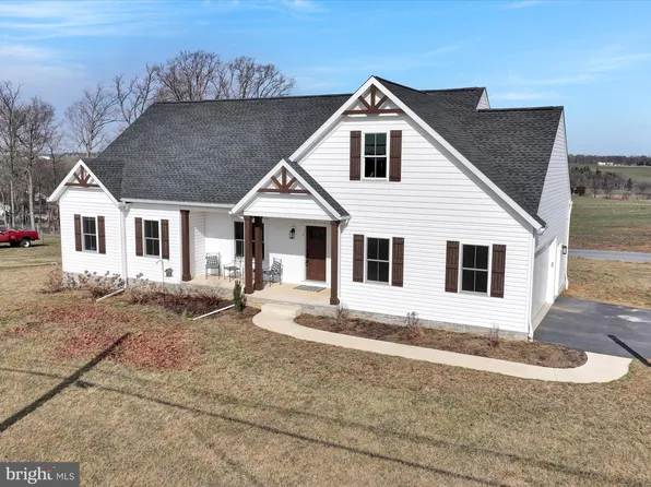 2 Fairmount Rd, Kirkwood, PA 17536