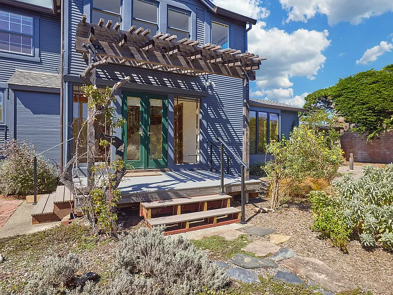 Cedar Rd — Photo 2