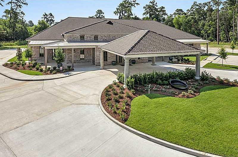 1st image of 1615 Wolf Cir