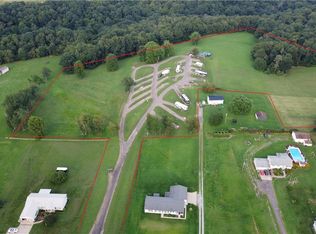 1168 Rolling Acres Rd, New Cumberland, WV 26047