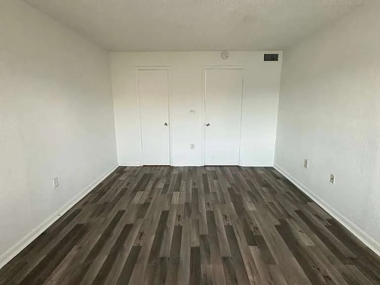 505 NW 177th St #222-1 — Photo 7