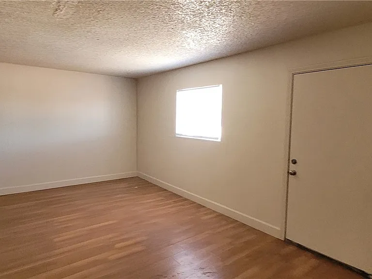 4341 San Mateo St — Photo 9