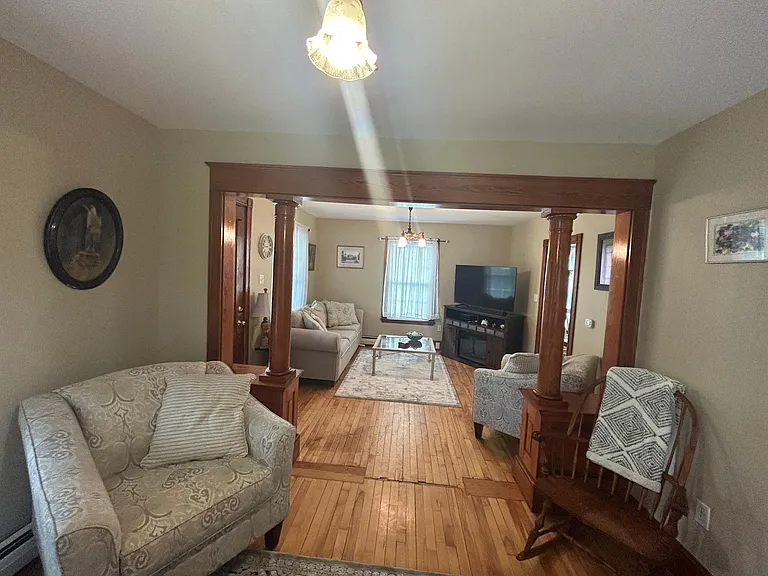 247 Spring St — Photo 4