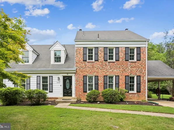 13 Pitt Ct, Rockville, MD 20850