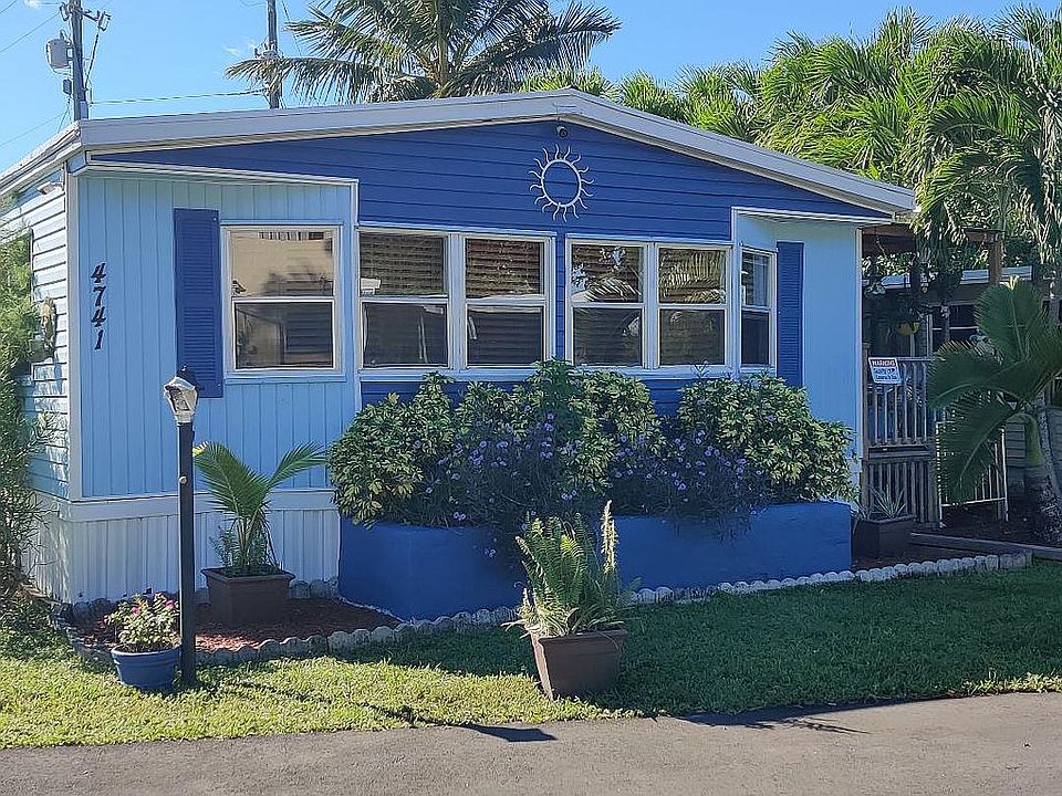 1st image of 4741 SW 48th Ave