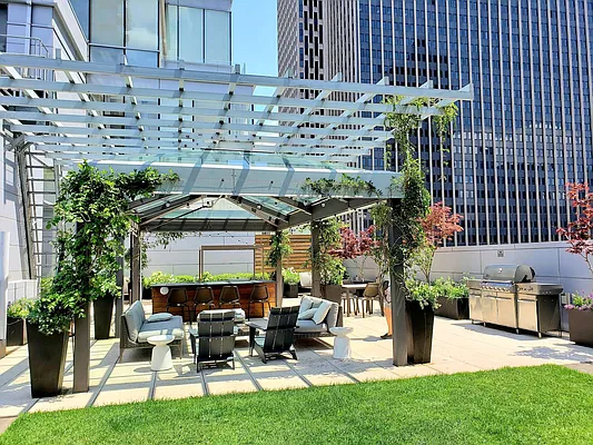 Rented by Brown Harris Stevens | media 27