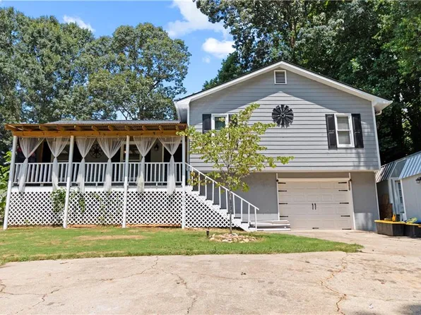 1210 Baywood Dr, Gainesville, GA 30504