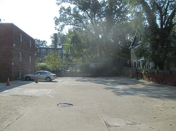 2897 Harrison Ave #12 — Photo 11