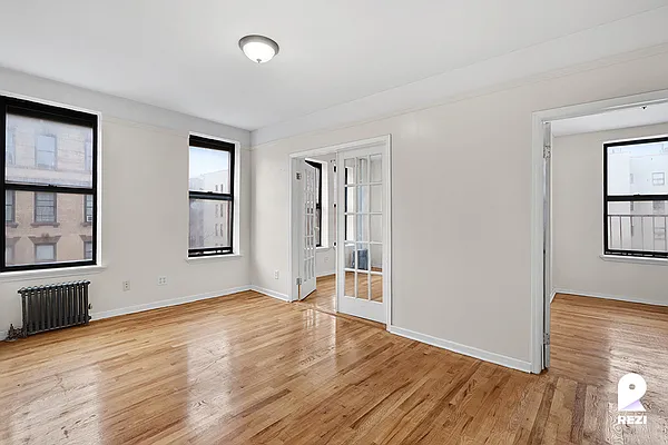 Rented by REZI | media 3