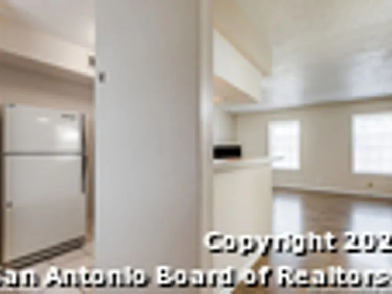 1045 Shook Ave #148 — Photo 3