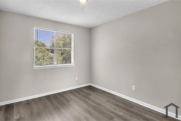 625 E Patton Ave #D — Photo 11