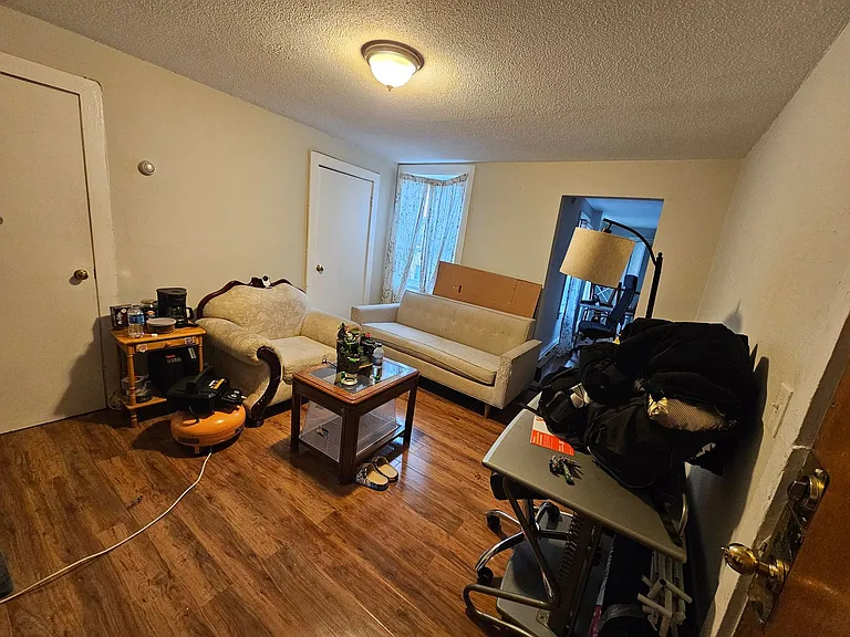 259 Bennington St #2 — Photo 10