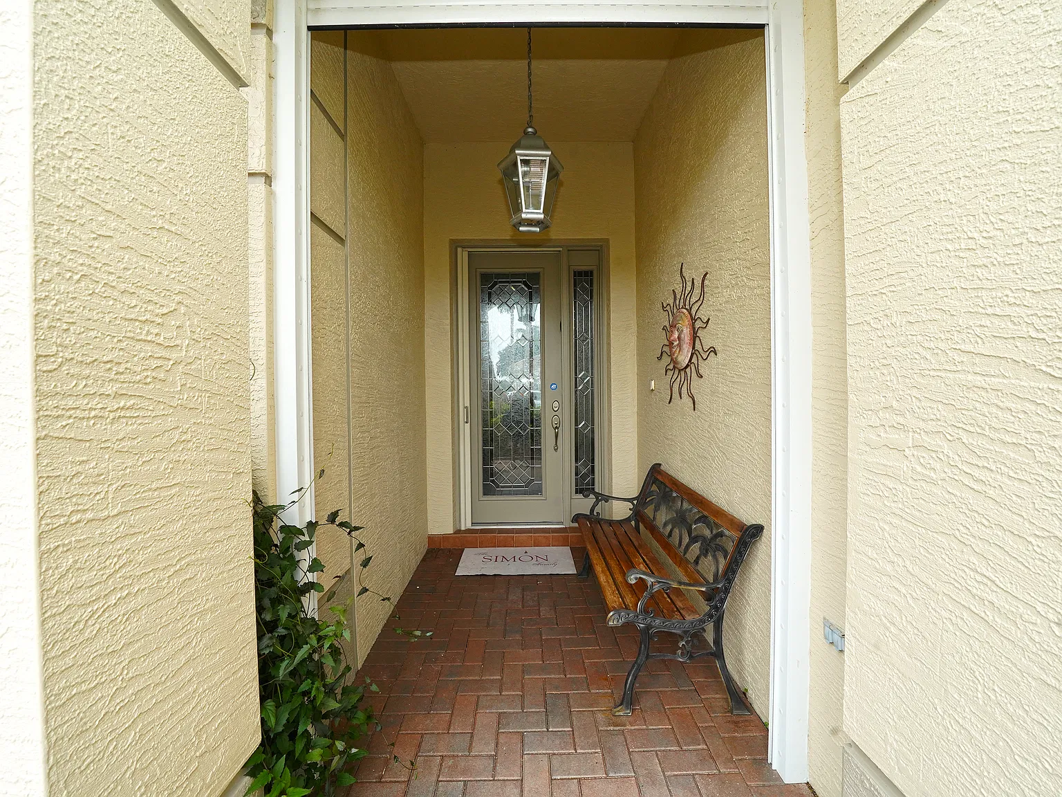 3 bed, 2100 sqft, $6,000 — Photo 2