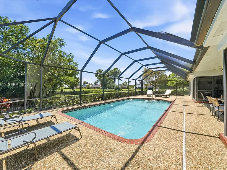 11008 Boca Woods Ln — Photo 39