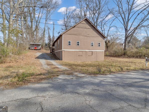 111 Arnco 4th St, Newnan, GA 30263