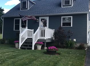 2054 Brookview Rd, Castleton, NY 12033