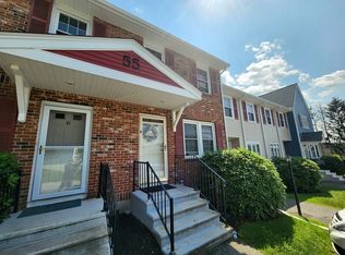 55 Fox Meadow Rd APT E, Leominster, MA 01453