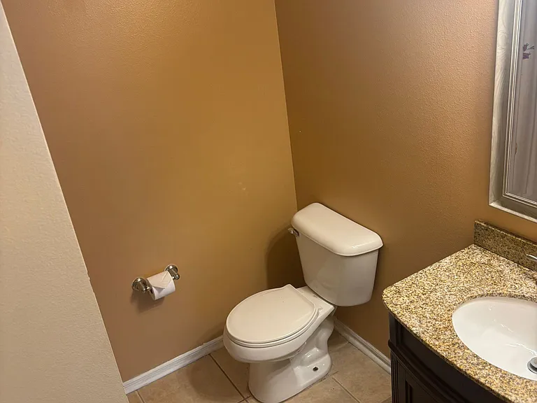 2102 Stoneview Rd — Photo 34