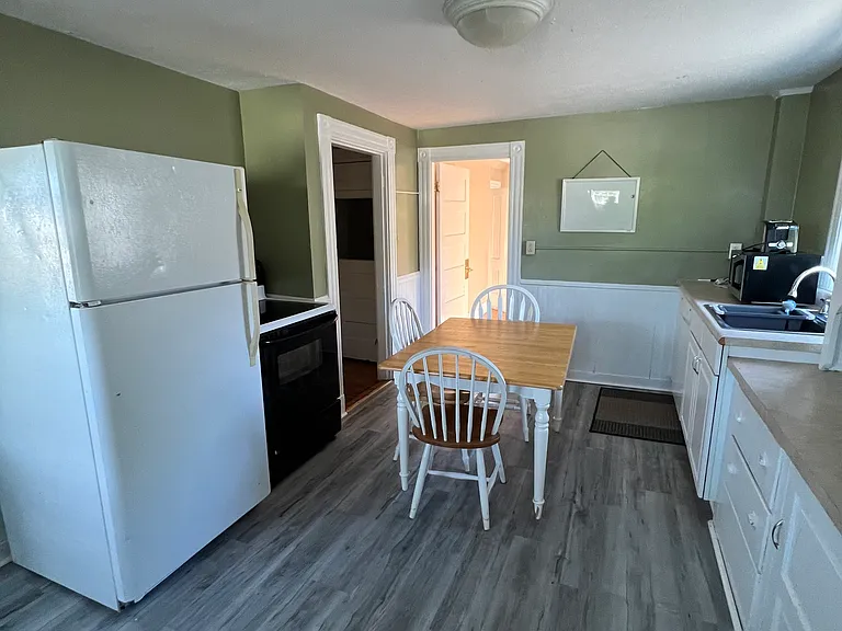 70 Elm St #3 — Photo 2